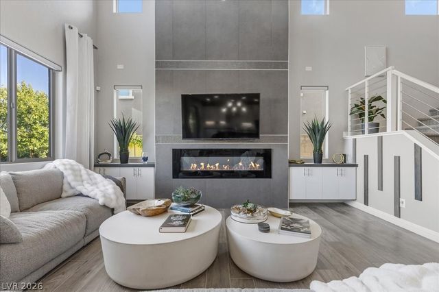 12454 Point Sierra Street, Las Vegas, NV 89138