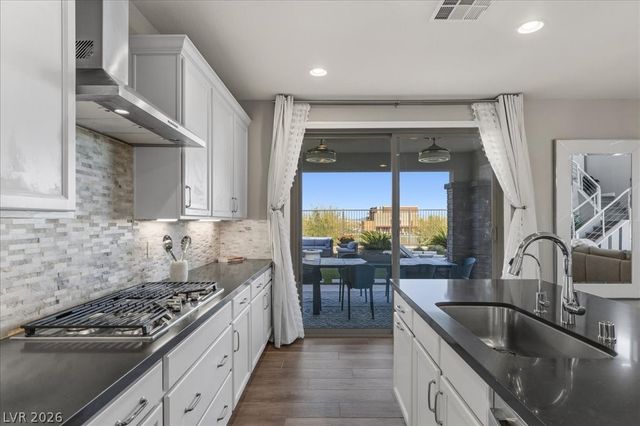 12454 Point Sierra Street, Las Vegas, NV 89138