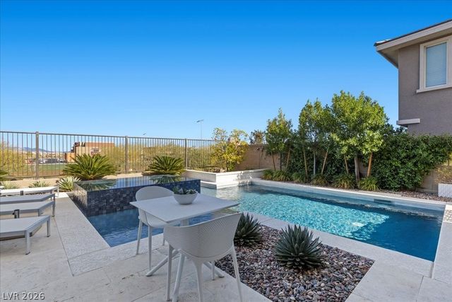 12454 Point Sierra Street, Las Vegas, NV 89138