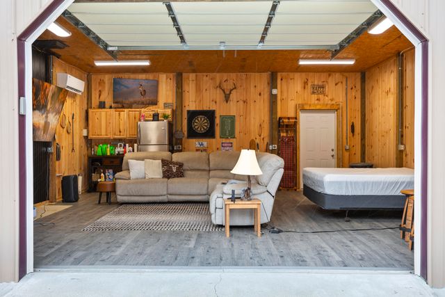 216 Hatton Holler, Campton, KY 41301