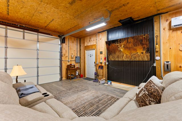 216 Hatton Holler, Campton, KY 41301