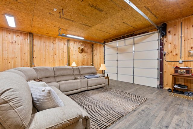 216 Hatton Holler, Campton, KY 41301