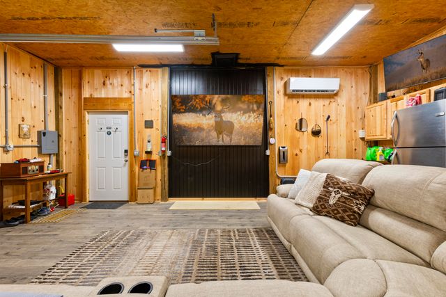 216 Hatton Holler, Campton, KY 41301