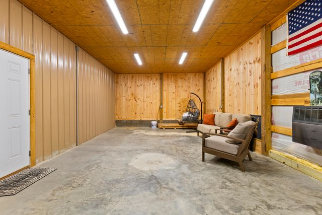 216 Hatton Holler, Campton, KY 41301