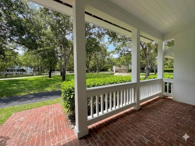 12345 SW 63rd Ave, Pinecrest, FL 33156