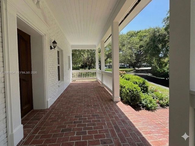 12345 SW 63rd Ave, Pinecrest, FL 33156