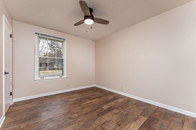 164 Hillside Dr, Hendersonville, TN 37075
