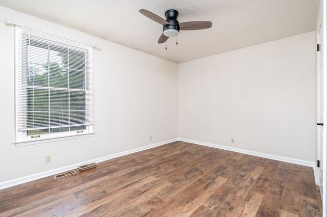 164 Hillside Dr, Hendersonville, TN 37075