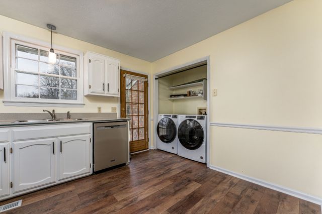 164 Hillside Dr, Hendersonville, TN 37075