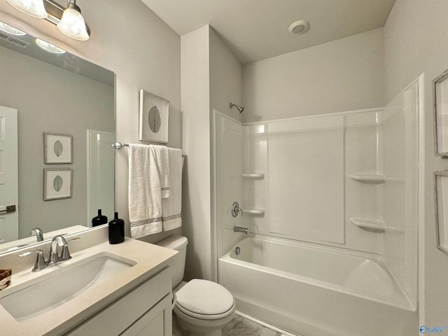 16908 Whispering Pines, Athens, AL 35613