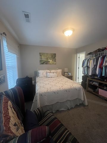 263 Alexander Blvd, Clarksville, TN 37040