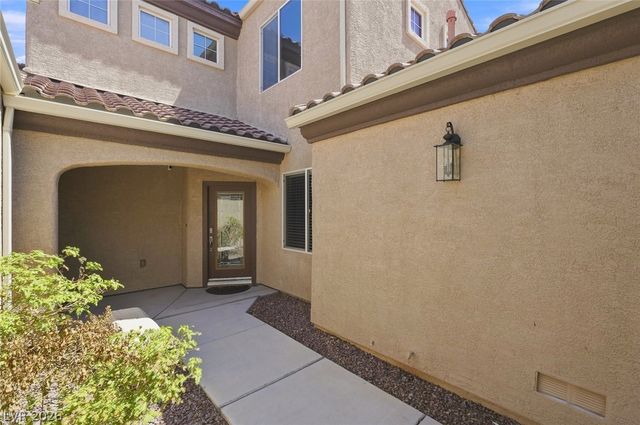 8852 Regatta Bay Place, Las Vegas, NV 89131