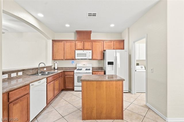 8852 Regatta Bay Place, Las Vegas, NV 89131