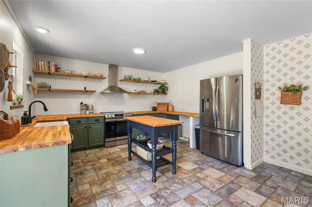 3201 Evergreen Court, Festus, MO 63028