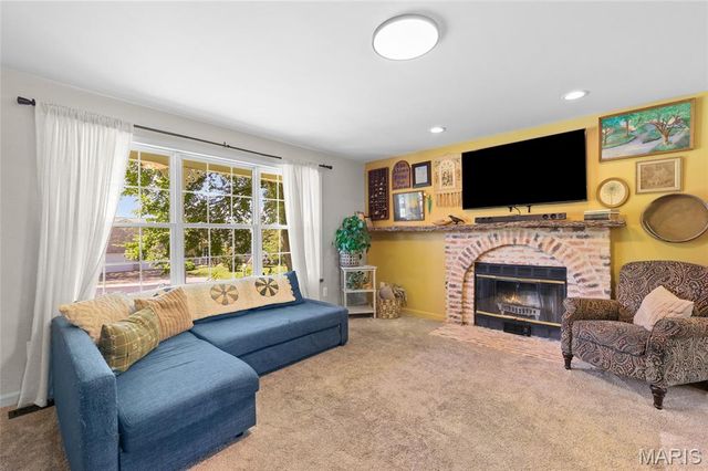 3201 Evergreen Court, Festus, MO 63028