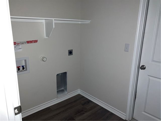 1907 Shellbank Ave, Aransas Pass, TX 78336