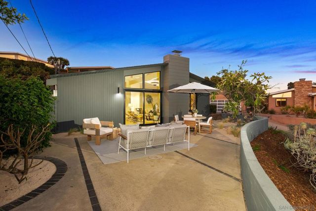 2526 Aster St, San Diego, CA 92109