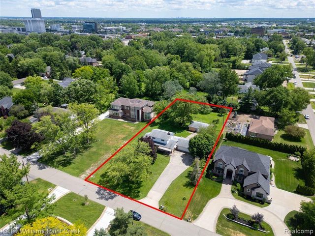 1965 Muer Drive, Troy, MI 48084