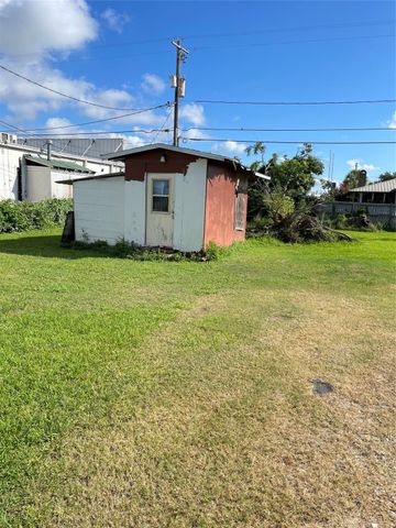 1022 W Broad Street, Freeport, TX 77541
