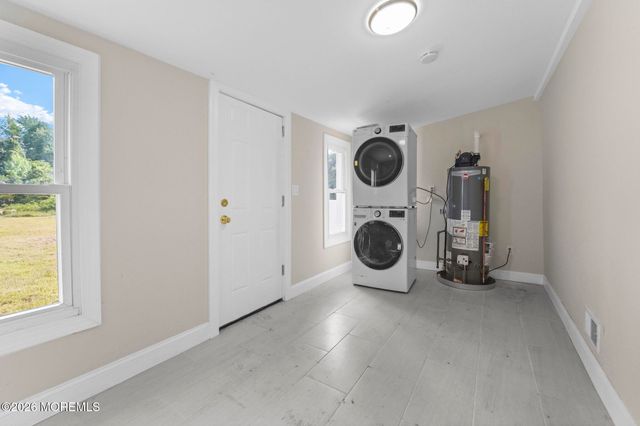 2043 Route 542, Tuckerton, NJ 08087