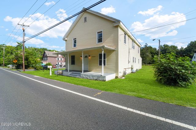 2043 Route 542, Tuckerton, NJ 08087