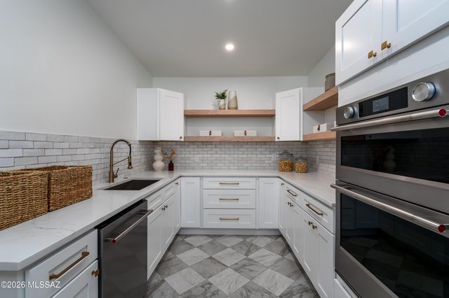 602 S Vía Guadalupe, Tucson, AZ 85716