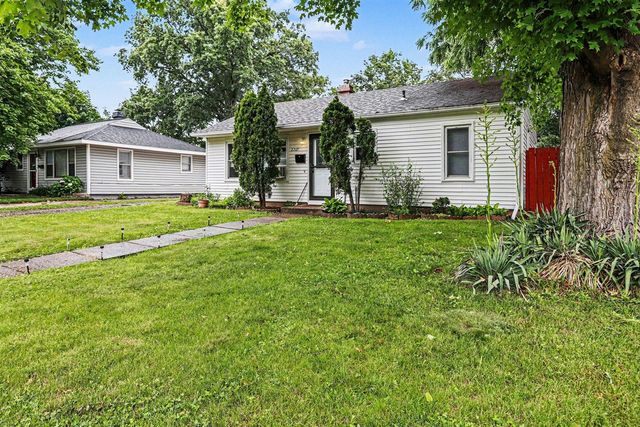 2207 Homecrest Avenue, Kalamazoo, MI 49001