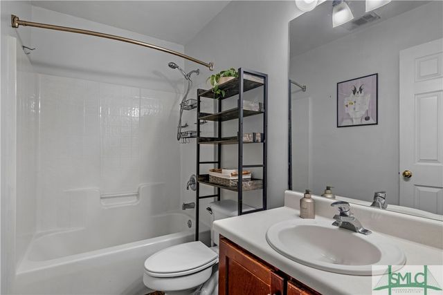 581 Laurel Hill Circle, Richmond Hill, GA 31324