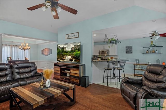 581 Laurel Hill Circle, Richmond Hill, GA 31324