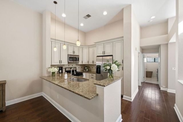 3030 Lakemont Drive 3, San Ramon, CA 94582