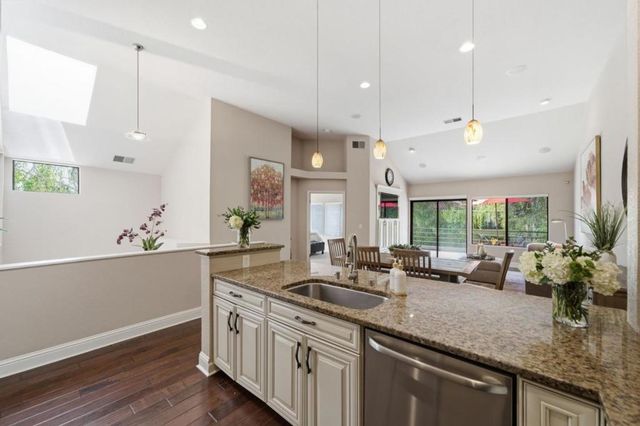 3030 Lakemont Drive 3, San Ramon, CA 94582