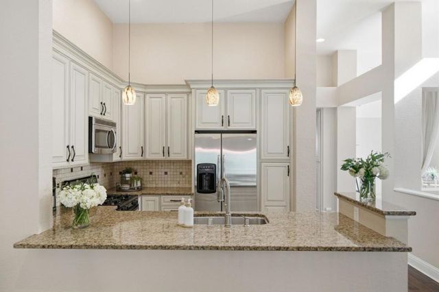 3030 Lakemont Drive 3, San Ramon, CA 94582