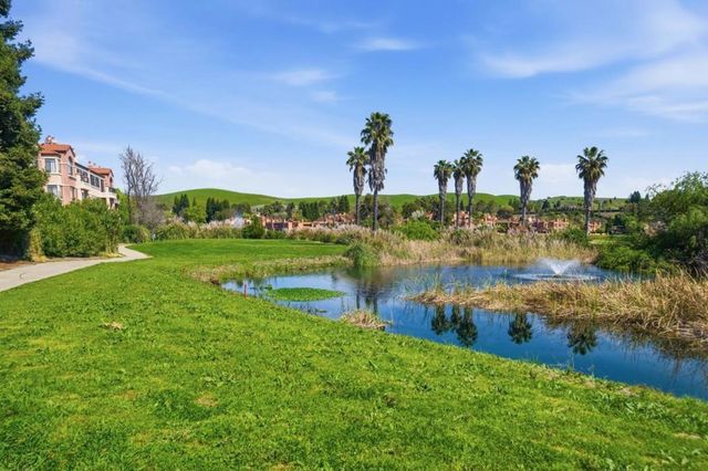 3030 Lakemont Drive 3, San Ramon, CA 94582