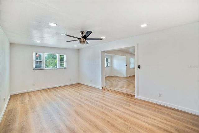 4413 W ROGERS AVENUE, Tampa, FL 33611