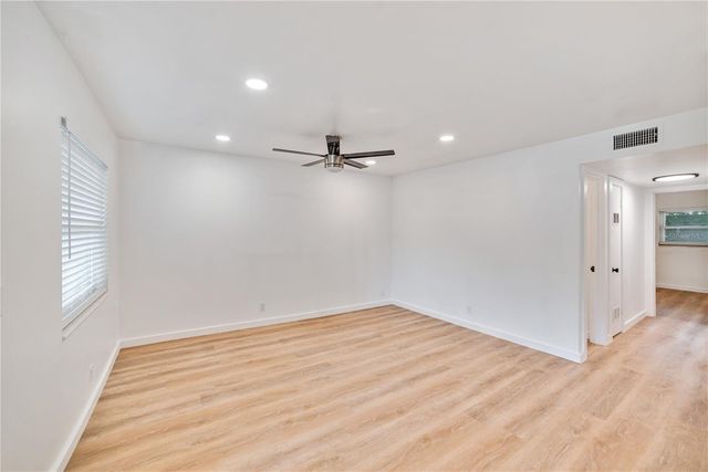 4413 W ROGERS AVENUE, Tampa, FL 33611