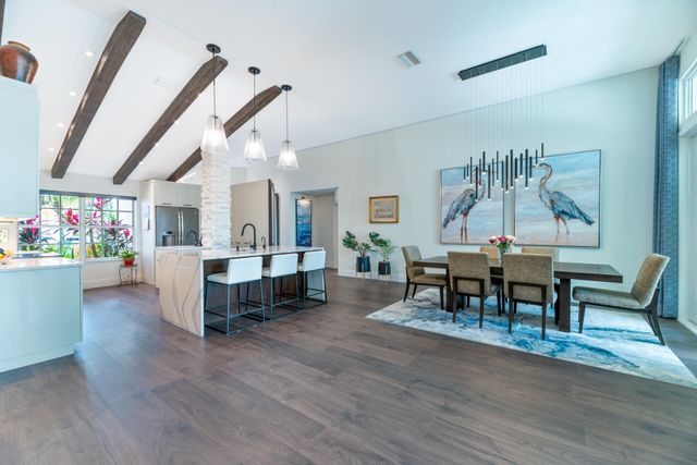 712 Verona Court, Weston, FL 33326