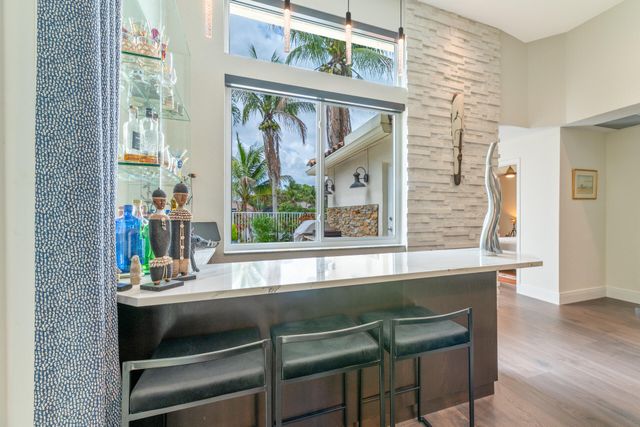 712 Verona Court, Weston, FL 33326