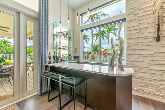 712 Verona Court, Weston, FL 33326