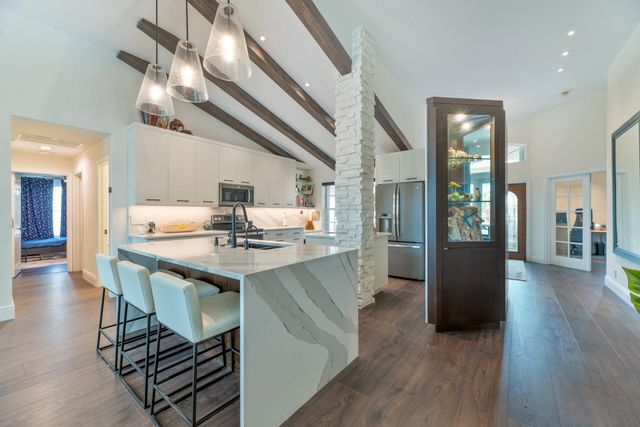 712 Verona Court, Weston, FL 33326