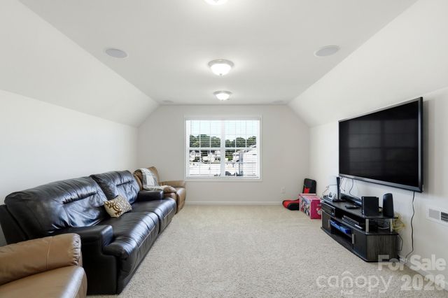 6013 Redwood Pine Road, Concord, NC 28027