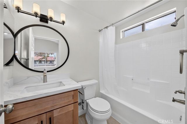 15919 Halldale Avenue A, Gardena, CA 90247