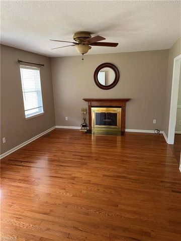 4117 Barrett Drive, Archdale, NC 27263