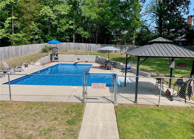 4117 Barrett Drive, Archdale, NC 27263