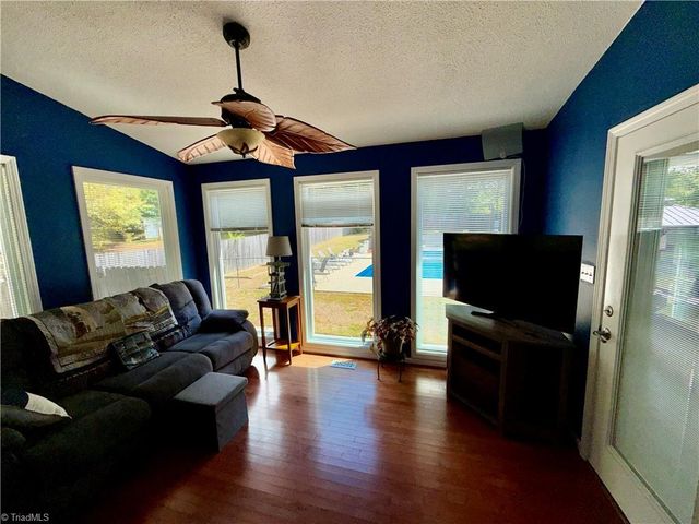 4117 Barrett Drive, Archdale, NC 27263