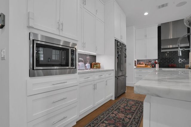 9115 Hammerly Boulevard, Houston, TX 77080