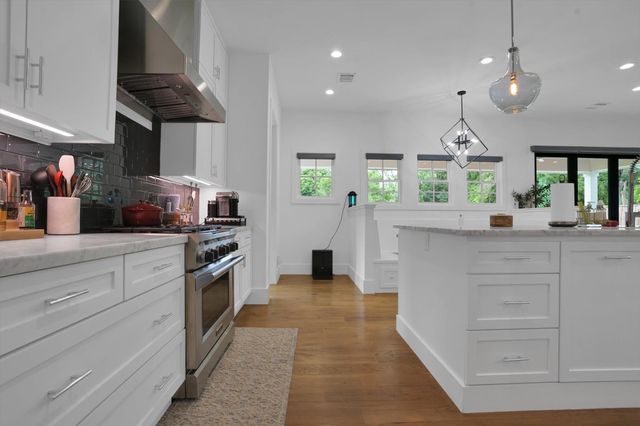 9115 Hammerly Boulevard, Houston, TX 77080