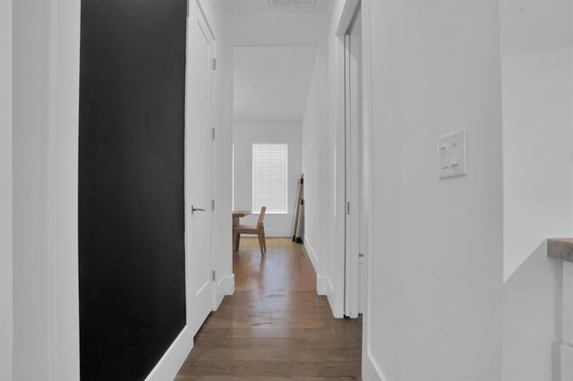 9115 Hammerly Boulevard, Houston, TX 77080