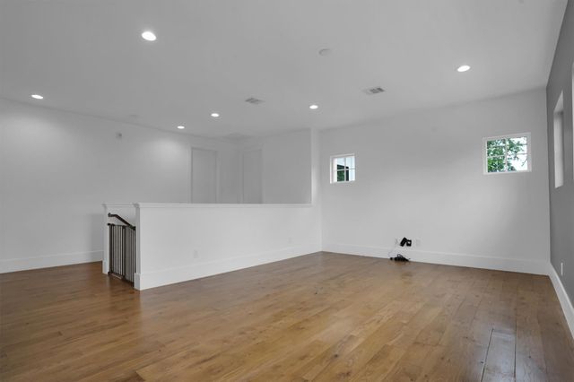 9115 Hammerly Boulevard, Houston, TX 77080