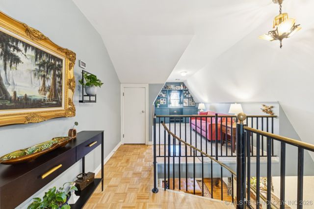 1544 S Columbia Place, Tulsa, OK 74104