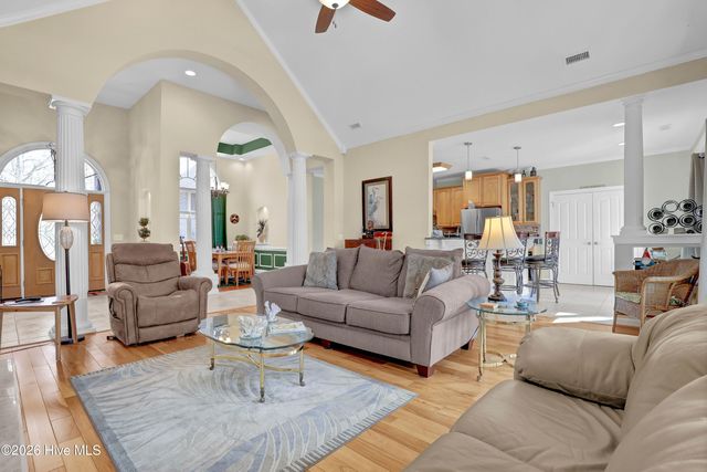 496 Captain Beam Boulevard, Hampstead, NC 28443